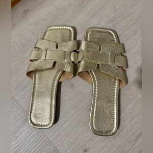 Golden slippers/ size 37